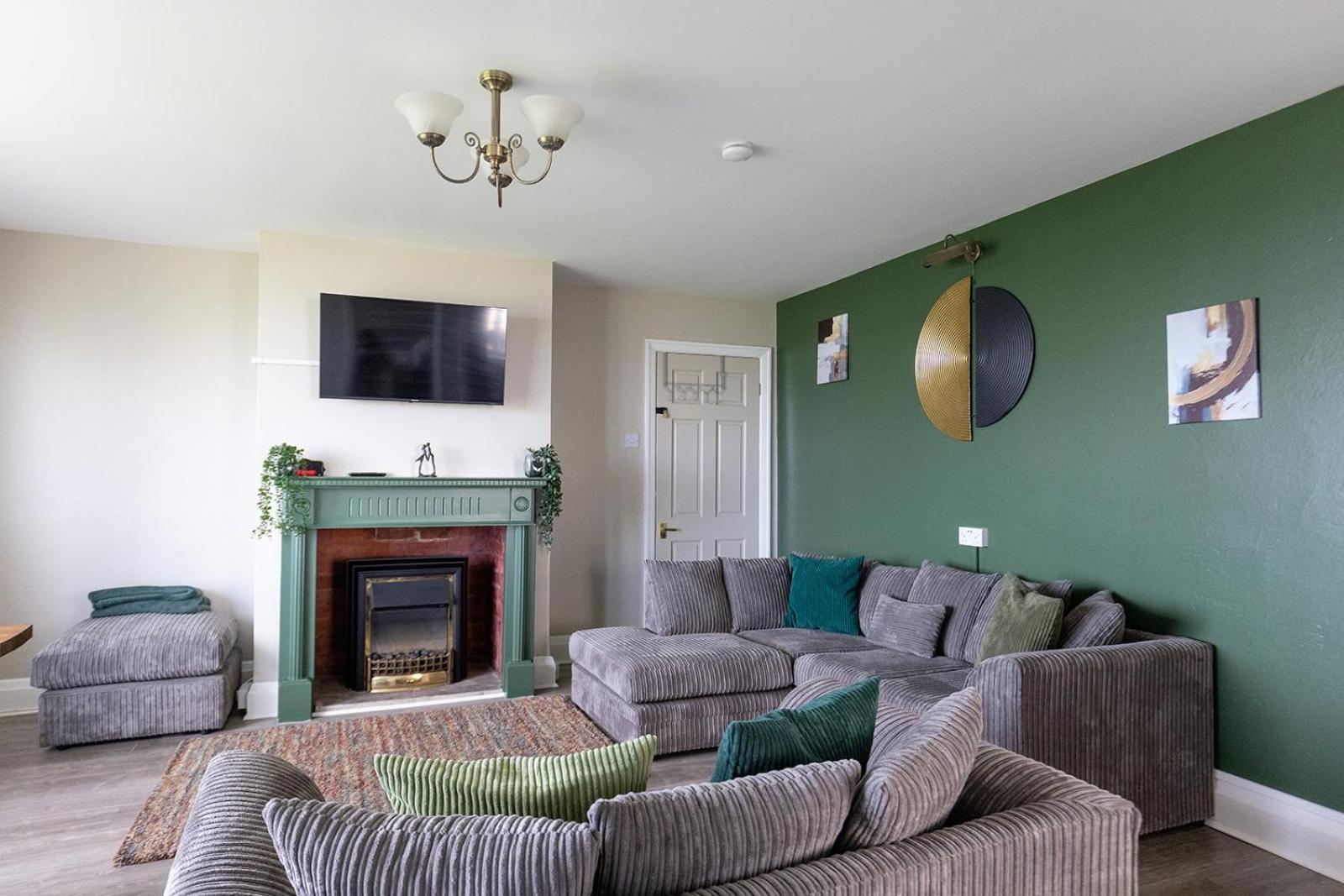 Beachfront Apartment - Ground Floor Apartment With Sea Views, Next To The Beach, Bridlington, North Yorkshire Bessingby Buitenkant foto
